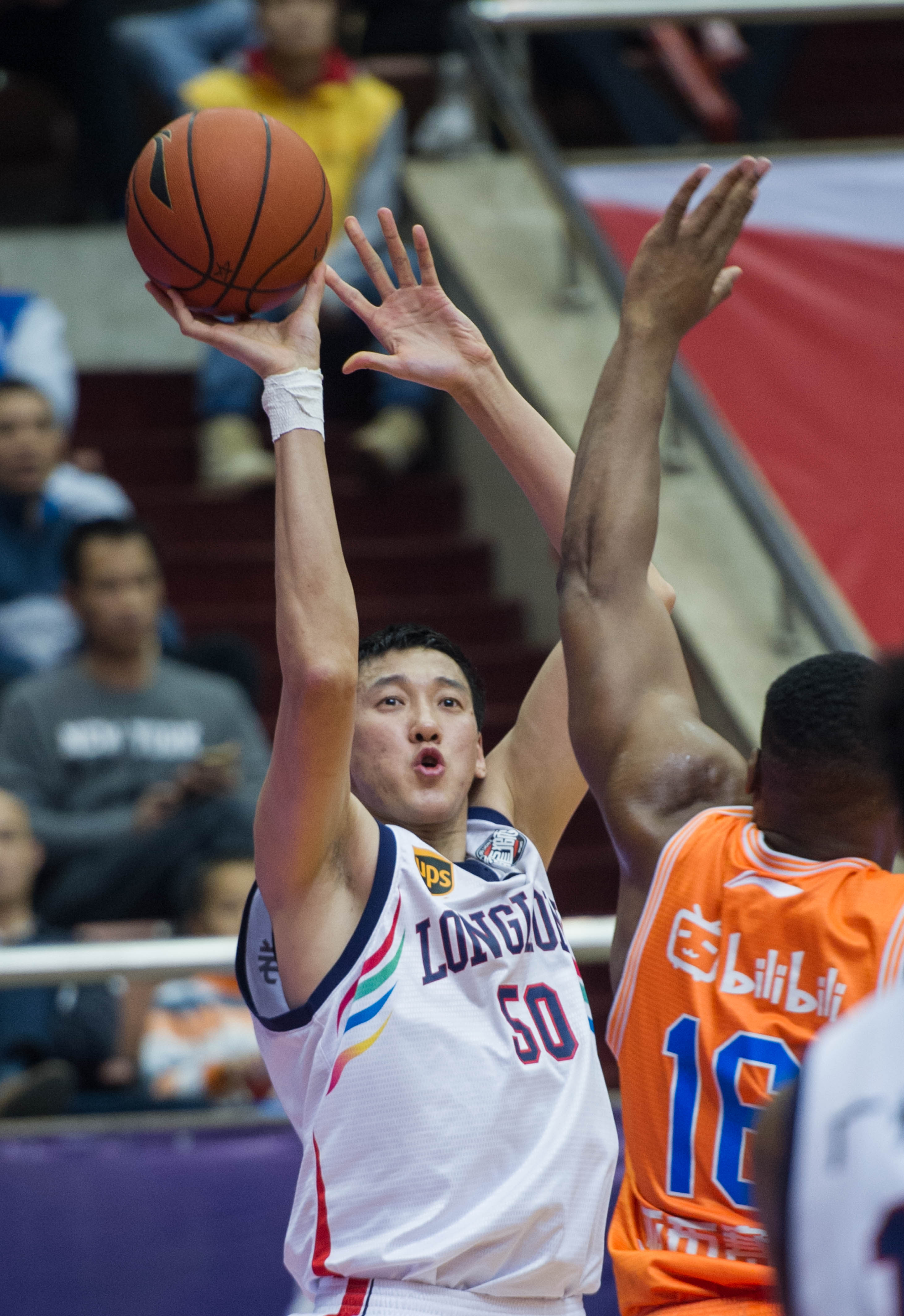 成为展示两 成为展示两