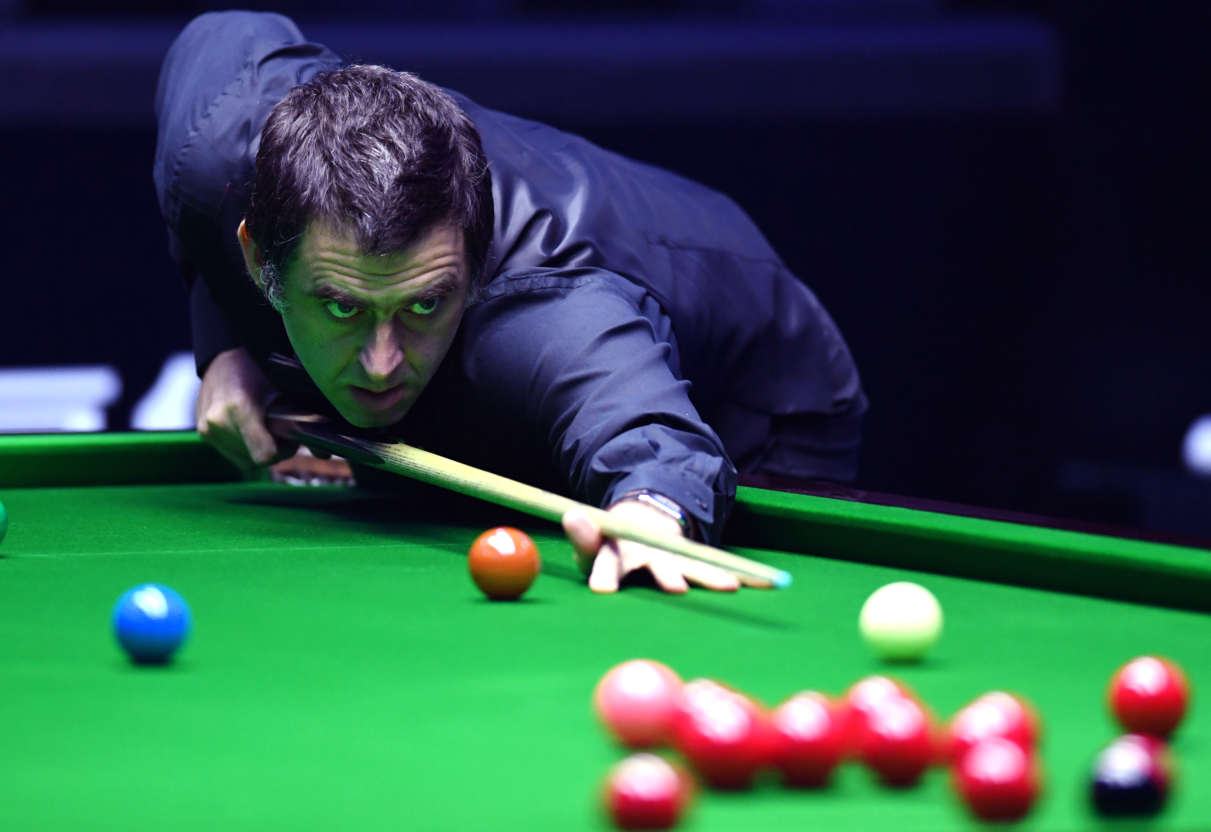 持高度专注 持高度专注