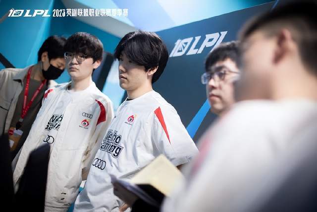 次普通的比 次普通的比