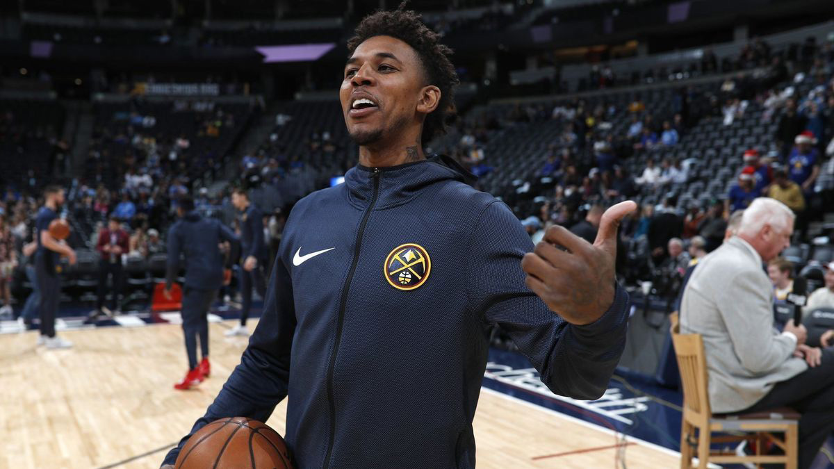 若膝越过中 若膝越过中